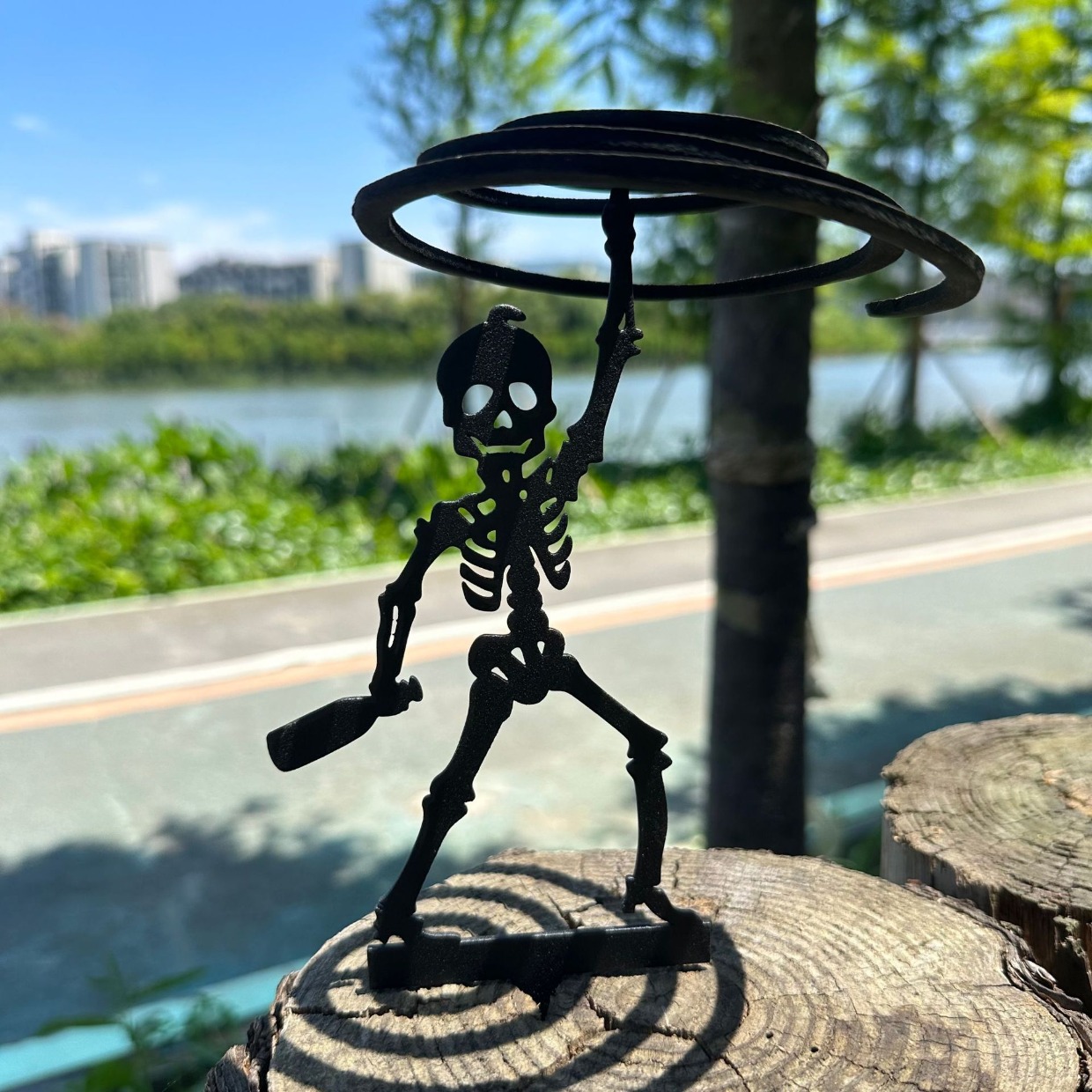 Soporte de metal portátil para - Halloween Skeleton Decoration reseña y precio